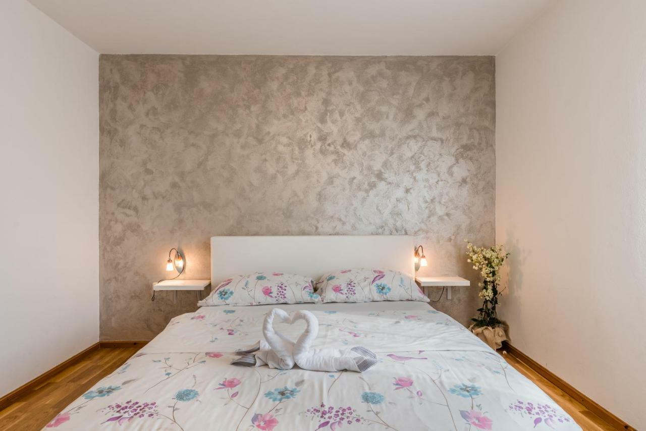 Apartments Vila Dk Malinska Eksteriør bilde